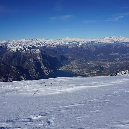 Дом отдыха Intera Casa Con Terrazza In Montagna Albina *